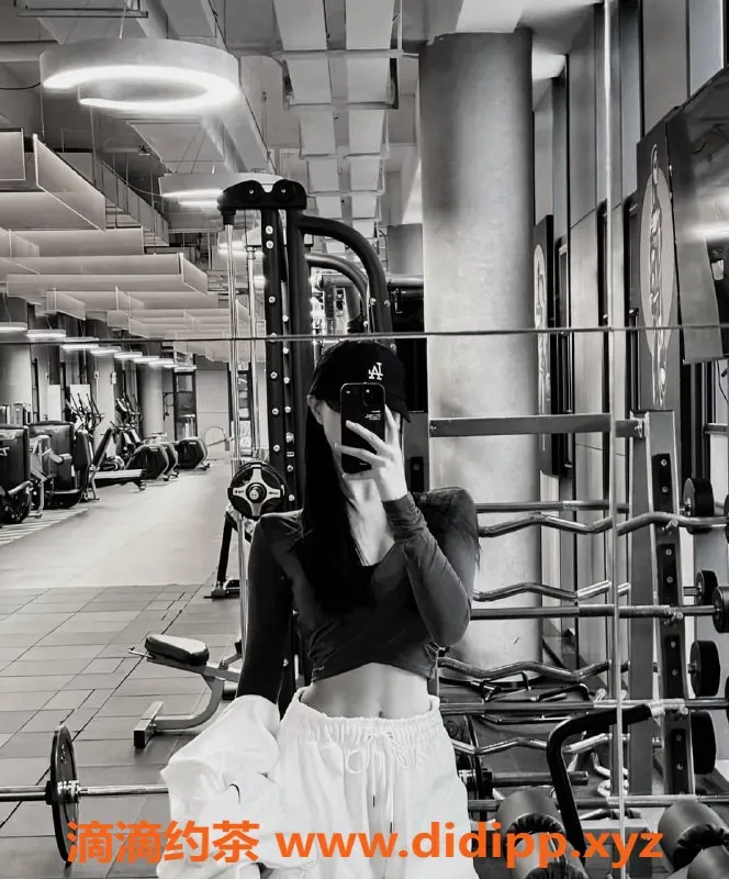 深圳楼凤资源信息,南山Vicky，特惠1521元，热情服务等你来体验！