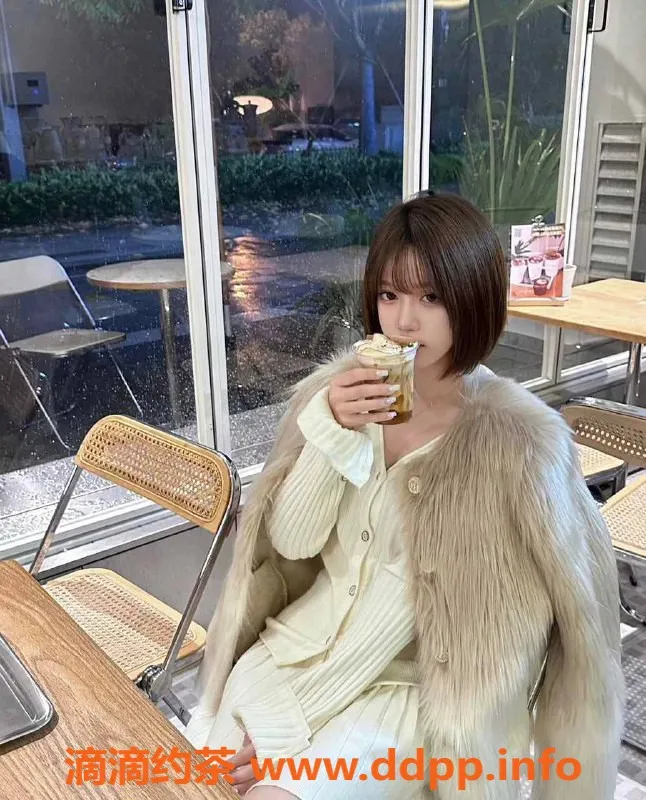 厦门楼凤-厦门思明区梓涵：颜值系电报老师，服务多样