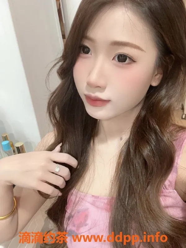 佛山楼凤-天河区小O，课费1000p，私聊约见