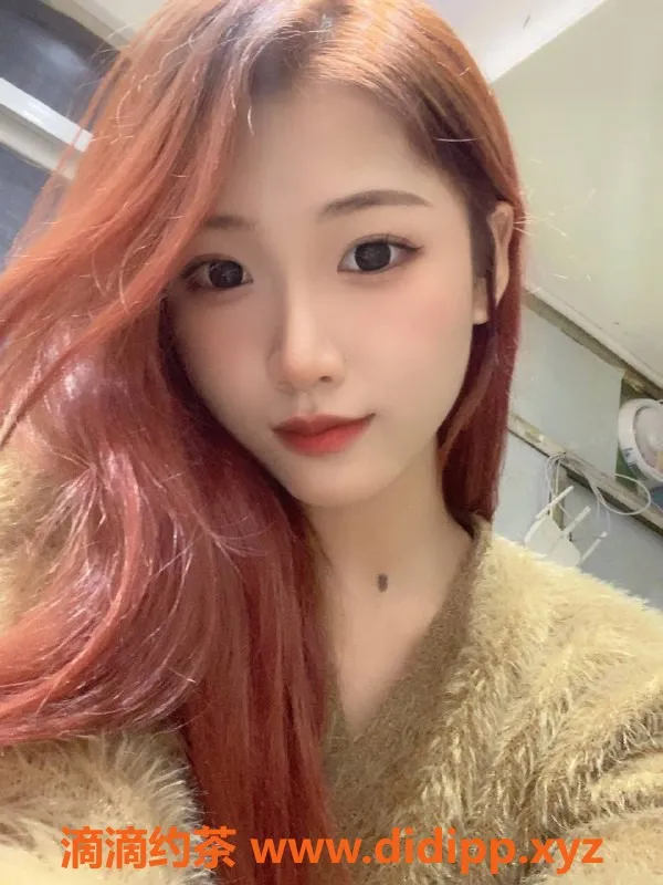 佛山楼凤-天河区小O，课费1000p，私聊约见