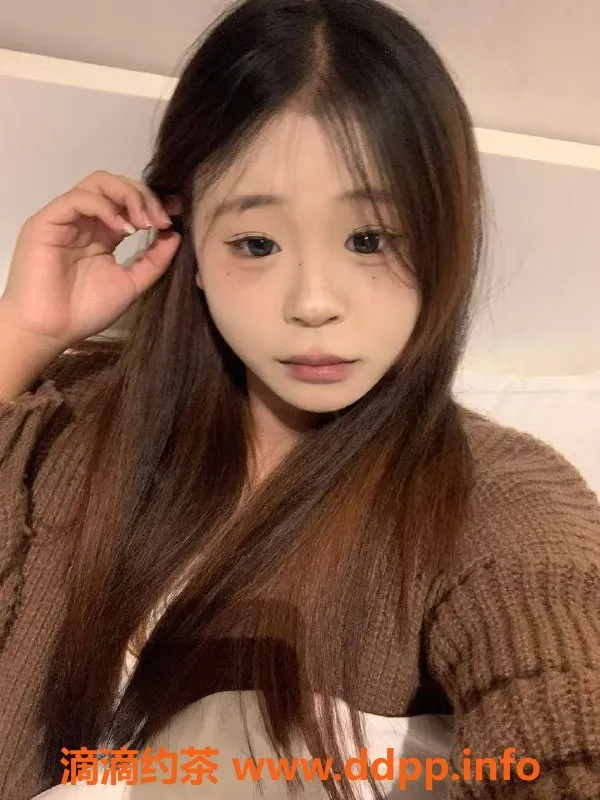 成都楼凤-成都嫩妹可可，身高158，体重100斤，500元尝试！