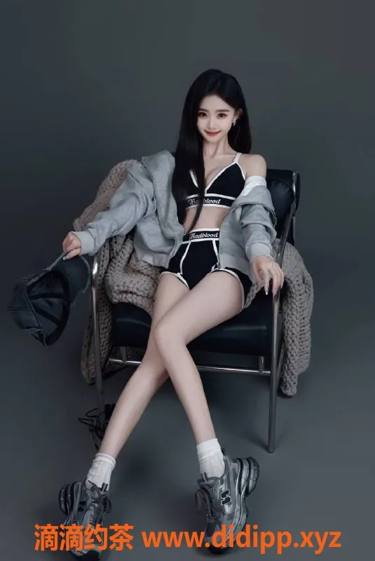 深圳楼凤资源信息,深圳龙华柚子，21岁C胸，160cm，仅需1300/p