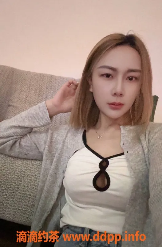 成都楼凤资源信息,成华区言言26岁嫩妹，身高168，98斤服务超赞！