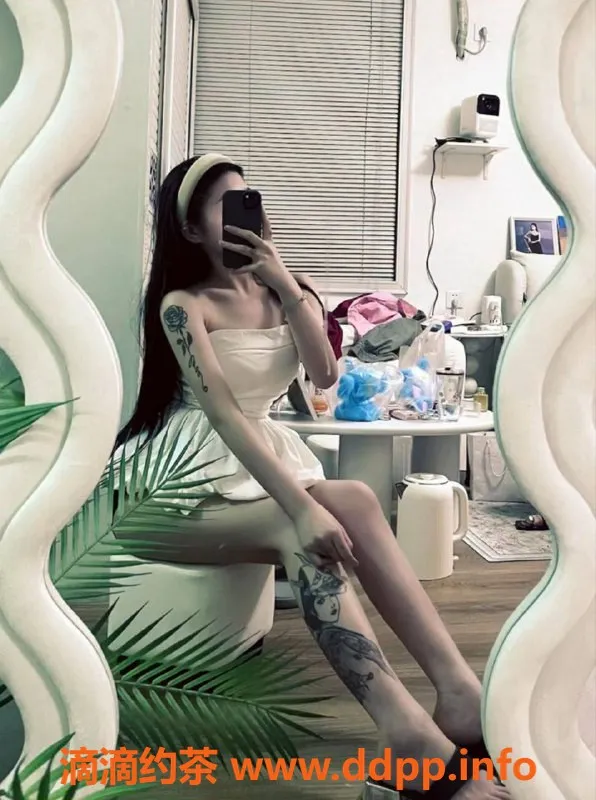 武汉楼凤-洪山区允儿：娇小玲珑，6p仅需1000pp