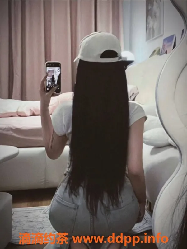 武汉楼凤-洪山区允儿：娇小玲珑，6p仅需1000pp