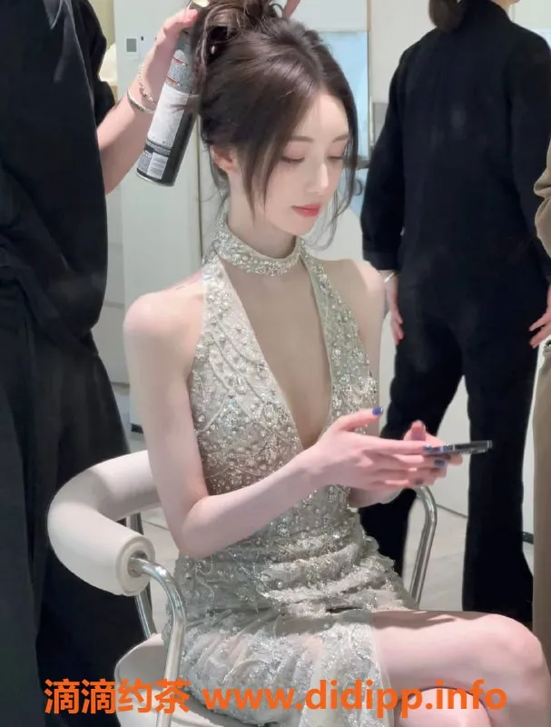 上海楼凤-静安地区西西，超火大圈妹子推荐