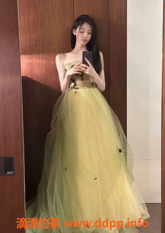 上海楼凤-静安地区西西，超火大圈妹子推荐