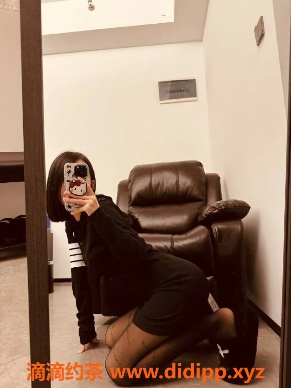 深圳楼凤-深圳04琪琪，1000内，制服诱惑等多项服务