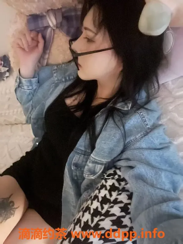 成都楼凤-武侯区韩兮沫，24岁大胸嫩妹，服务超赞！