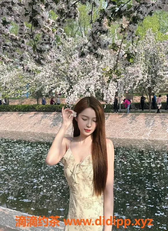 北京楼凤-三里屯嫩妹陈若欣，内衣批发30Z起