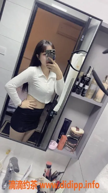 杭州楼凤-言言，165cm甜美可爱，肉感指数爆表！