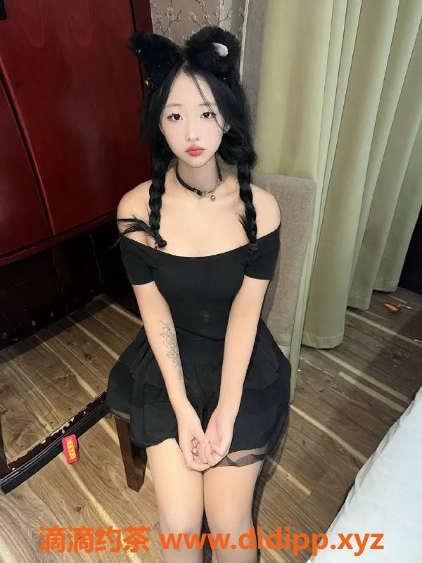 成都楼凤-成华区极品妹子，168高挑、90多斤，B杯胸围