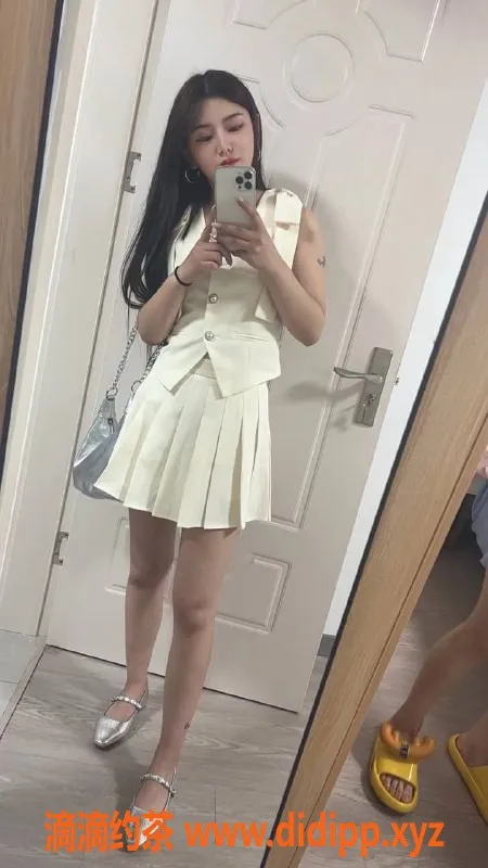 杭州楼凤-萧山区橙橙，700元服务，视频认证