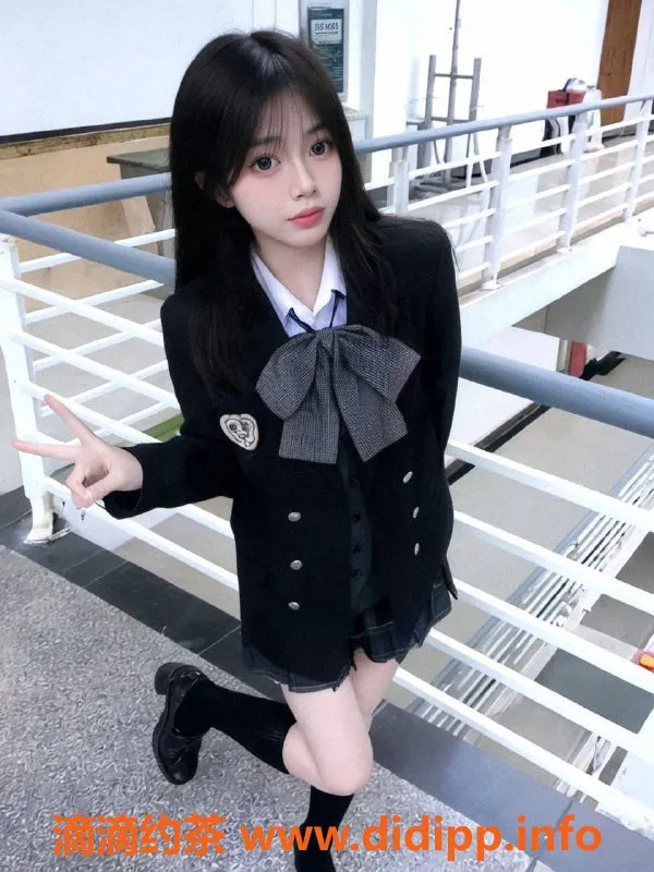 长沙楼凤资源信息,雨花区白开水 19岁163cm 45kg 口舌吻服务