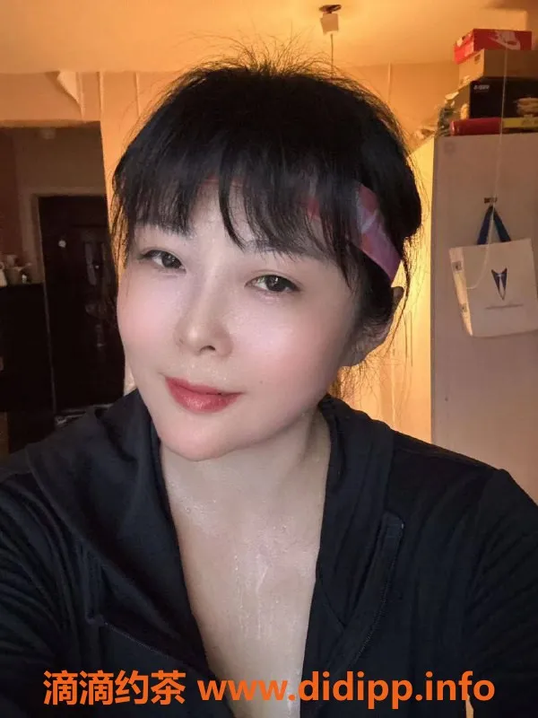 北京楼凤-朝阳大悦城的芦荟，160cm，96斤，服务超赞！