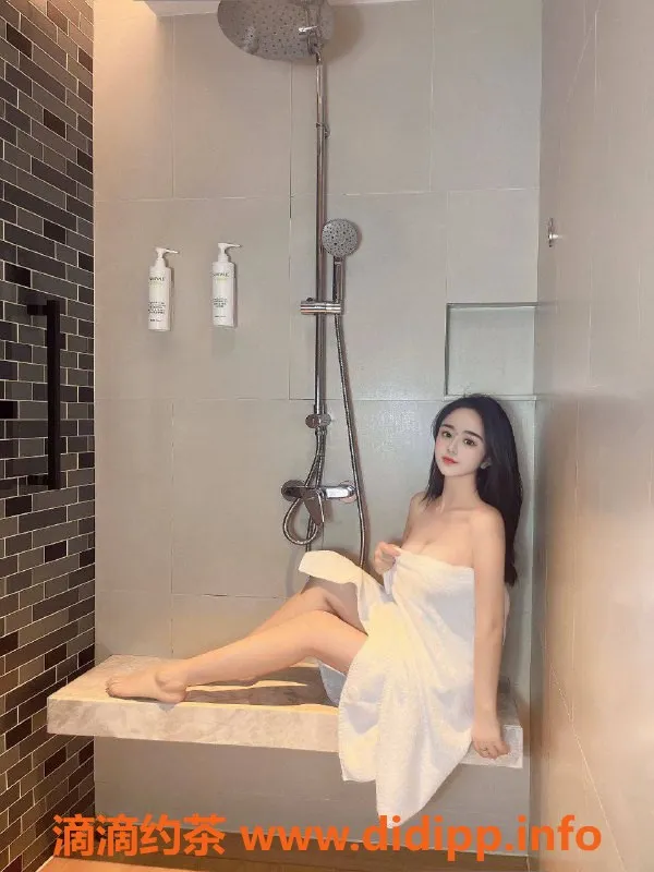 东莞楼凤-常平沐菲，优质服务600元起，私密体验