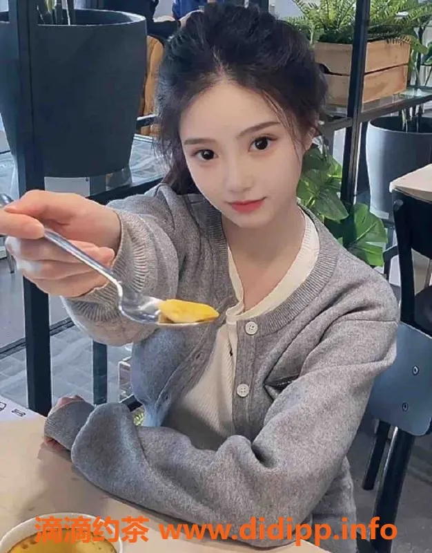 上海楼凤资源信息,黄浦静萌萌：171长腿C罩杯，2400元起