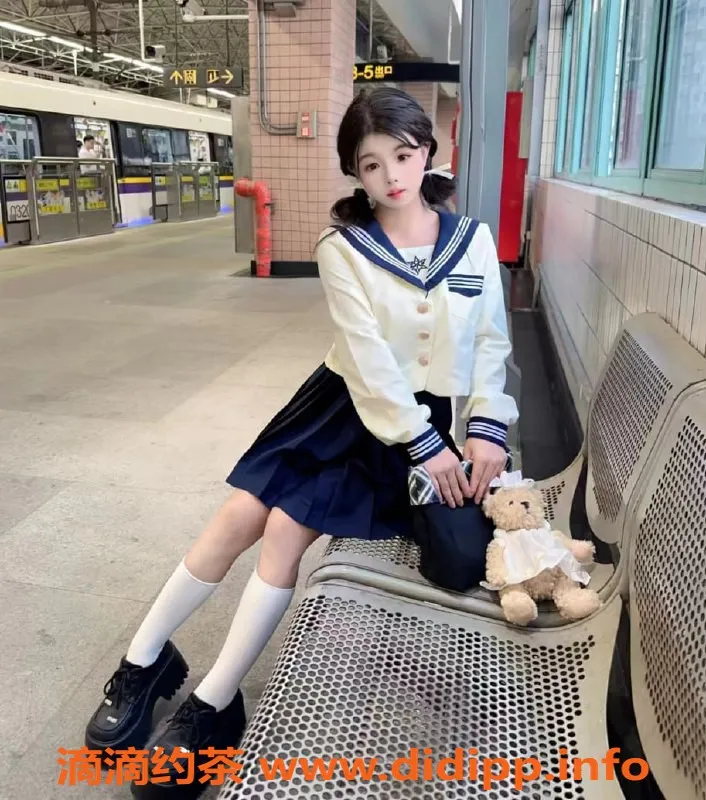 上海楼凤-普陀萝莉吴双双，160CM身材超赞