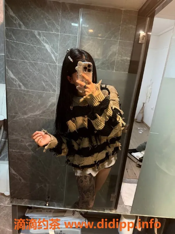 成都楼凤-成都一诺，20岁168cm匀称嫩妹，600元体验