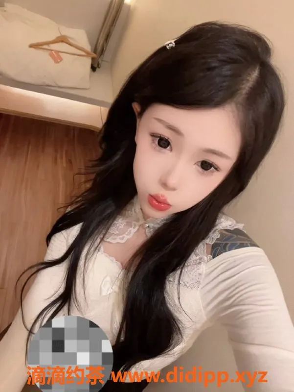 成都楼凤-成都一诺，20岁168cm匀称嫩妹，600元体验