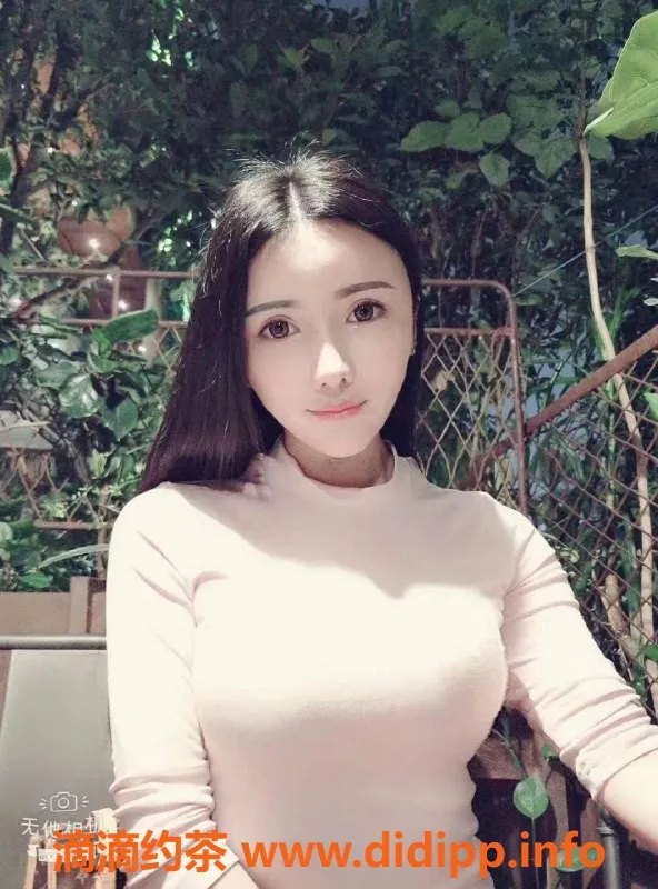 长沙楼凤-芙蓉区22岁貂蝉，身高163，6p服务超值体验