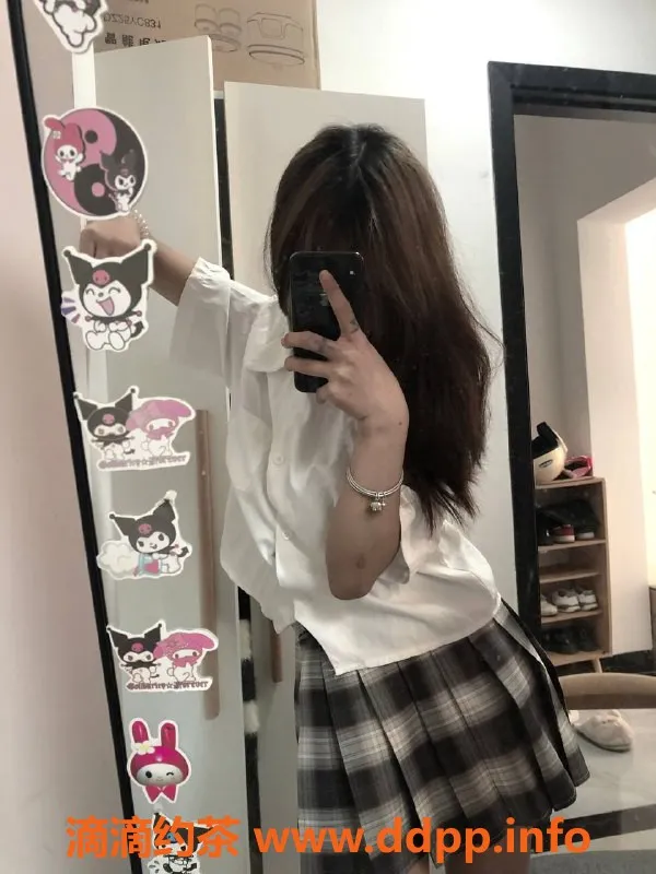 长沙楼凤资源信息,岳麓区小雅，19岁，163cm，B罩杯，价格6/9