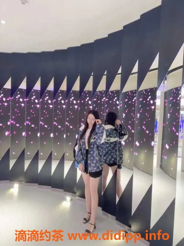 广州楼凤-天河区小柔，28岁，160cm，36D，550元体验