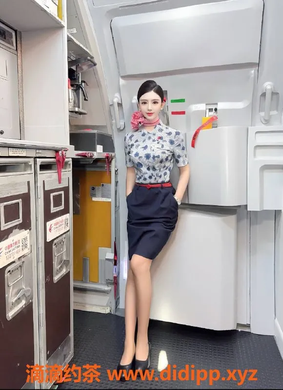 深圳楼凤-南山空姐，温柔又迷人，私密服务等你体验