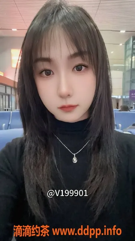 广州楼凤-海珠小蛮腰：夜课舌吻，10P超值体验