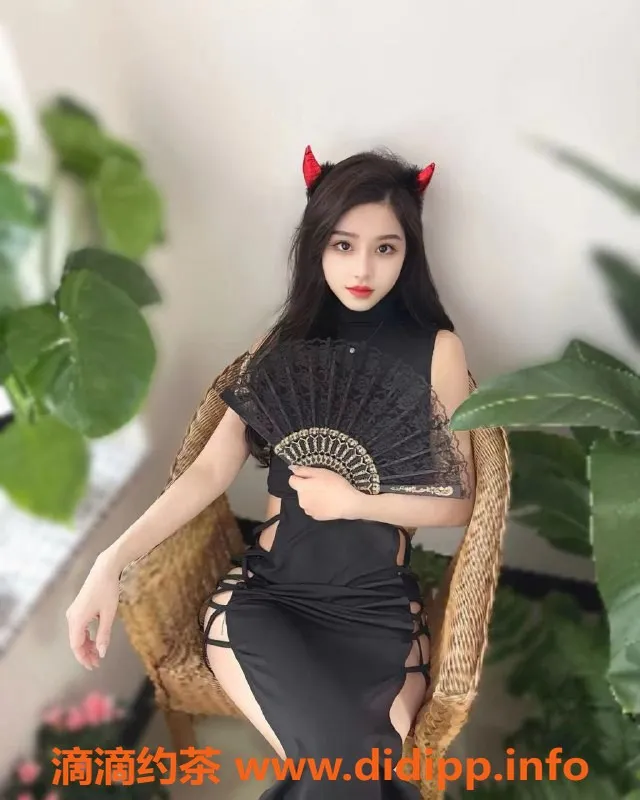 上海楼凤-草莓酱，160高46重，黄浦御姐限时服务