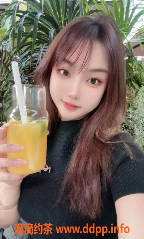 广州楼凤-诱惑胸推服务，体验500元的私密享受