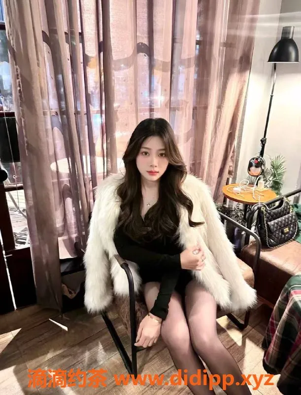 深圳楼凤-南山甜柚，700元上门服务，独享激情体验