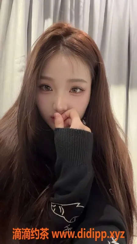 深圳楼凤-福田鹿小，1600元鸳鸯浴，深喉服务体验