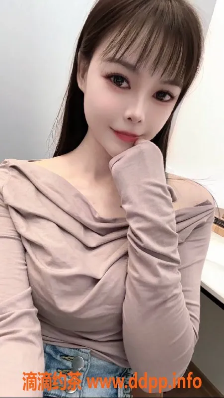 佛山楼凤-顺德佳佳：上门洗吹做服务，600P起