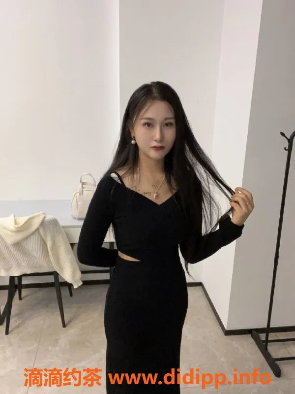 佛山楼凤-禅城小白兔，舌吻六九服务，600起