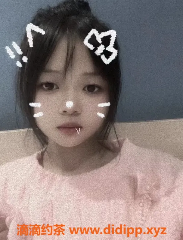 成都楼凤-成都竹妹 17岁165cm C+胸 600元起