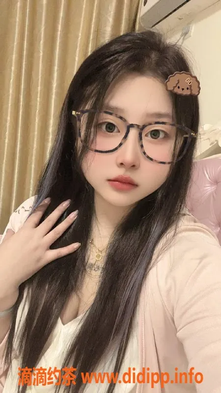 长沙楼凤资源信息,开福区西餐，20岁D罩杯，4p仅需预约