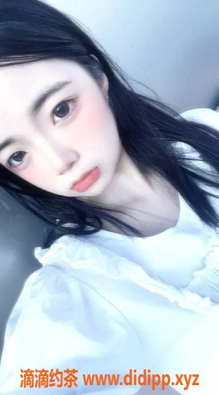 东莞楼凤资源信息,大朗七七，价格600起，服务优质！