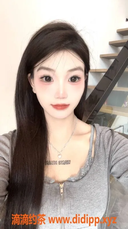 东莞楼凤-南城19岁瑶瑶，168身高100体重，热情服务