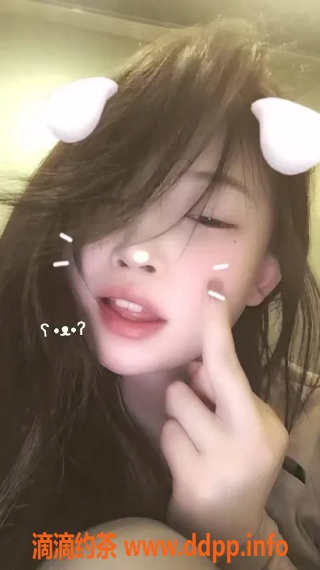 北京楼凤-朝阳小M妹，刚满18岁，私密调教服务