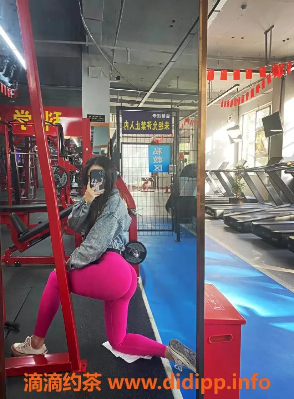 北京spa会所-朝阳双井苗族健身教练，丰满型美女