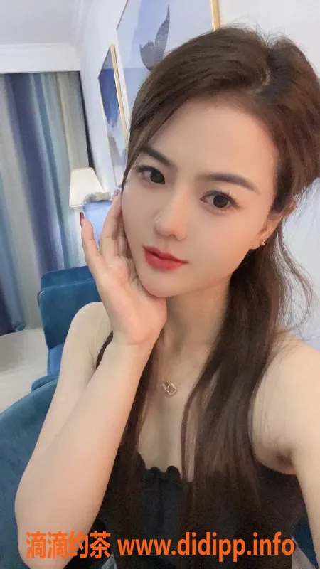 广州楼凤-天河御姐芸汐，夜课舌吻，8P等你体验！