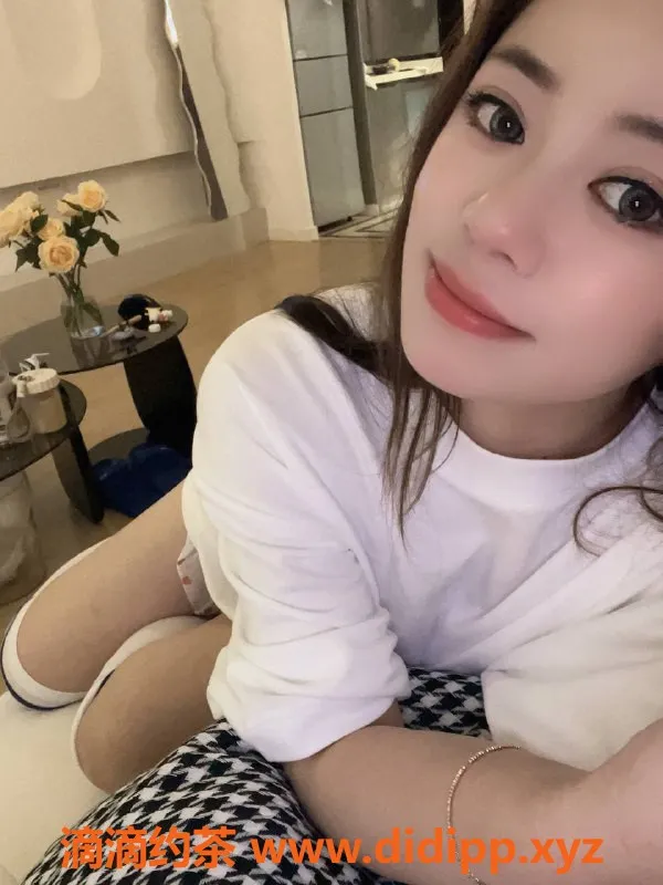 上海楼凤资源信息,徐汇瑶妹，158cm 45KG 胸C，1000起价