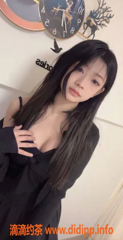 成都楼凤资源信息,成都成华区小宝18岁嫩妹，160身高，95斤，服务态度极佳