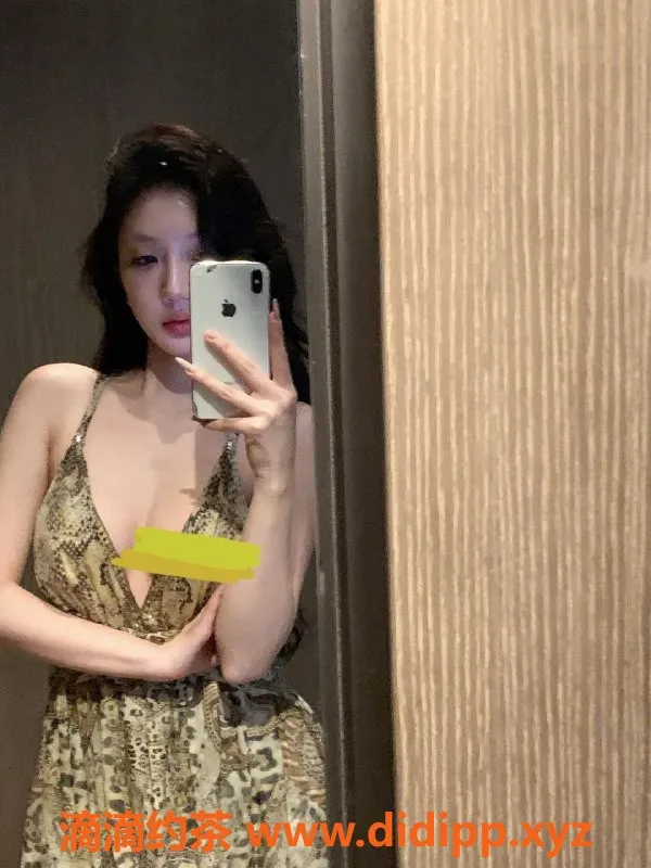 广州楼凤-天河菠萝蜜，夜课大长腿御姐等你来约