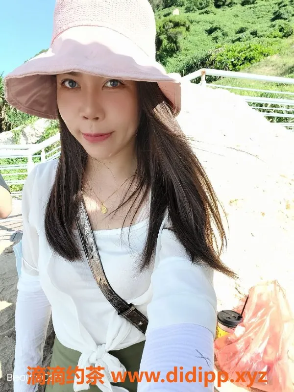 广州楼凤-白云地区笑笑3P服务，专业视频验证