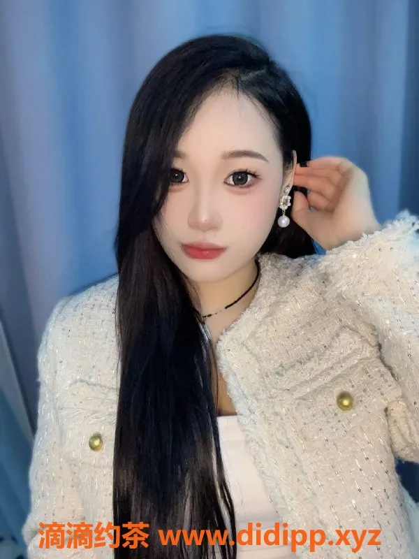 广州楼凤-天河琪琪，7P嫩妹，大长腿大胸等你来撩！