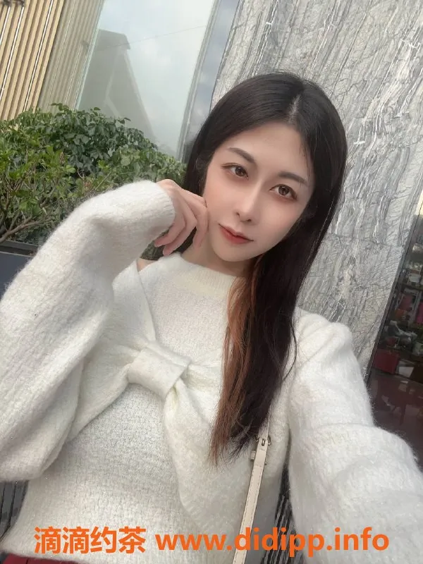 杭州上门服务-拱墅区果果，21岁高颜值陪玩，服务多样