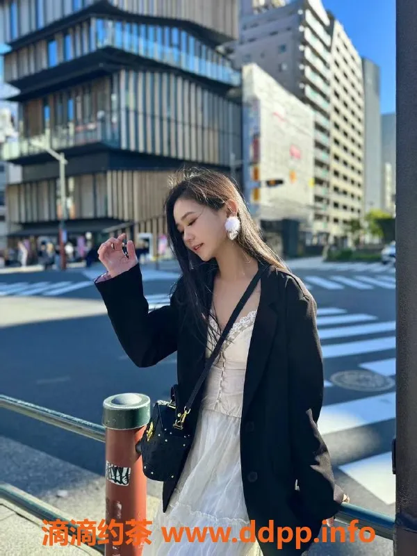 广州楼凤-番禺嫩妹泡菜，688元服务，视频验证