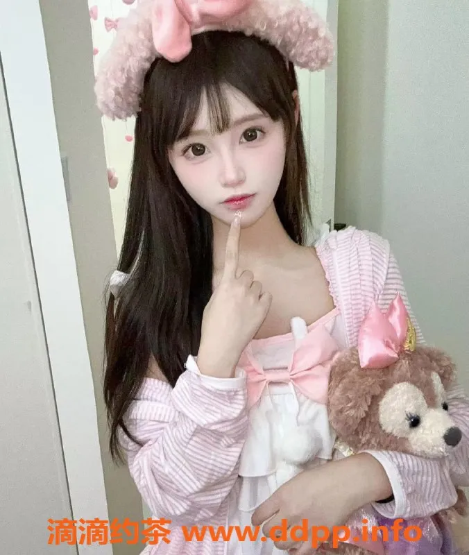 上海楼凤-普陀嫩妹芽依，165cm胸C，1800P体验